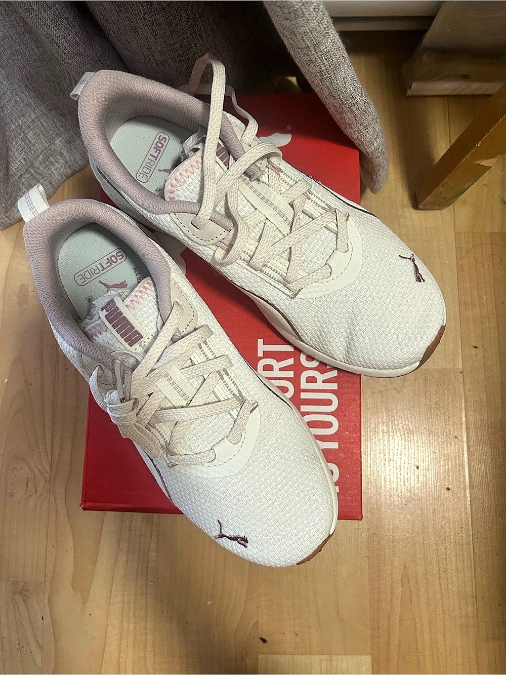 NIB Puma Softride Nalla White/Rose Gold Sneakers - Women's Size US 9
